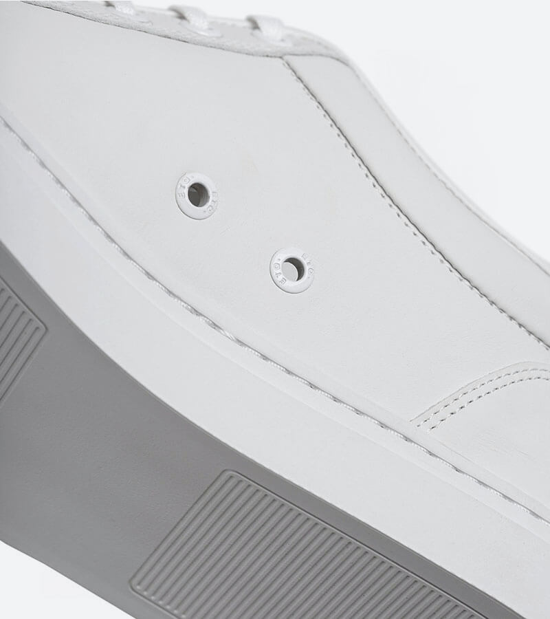 کوله پشتی چرم قهوه ای زنانه